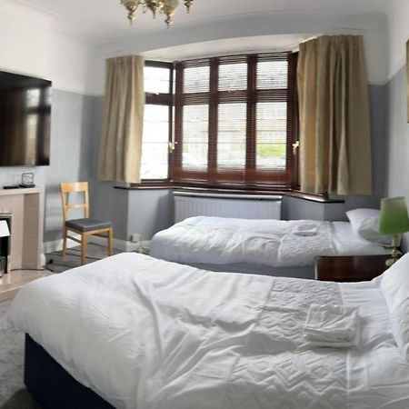 Amazing And Romantic O2 Arena 4 Bedrooms House Free Parking London Exterior photo