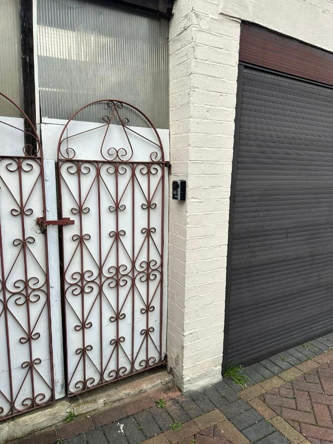Amazing And Romantic O2 Arena 4 Bedrooms House Free Parking London Exterior photo